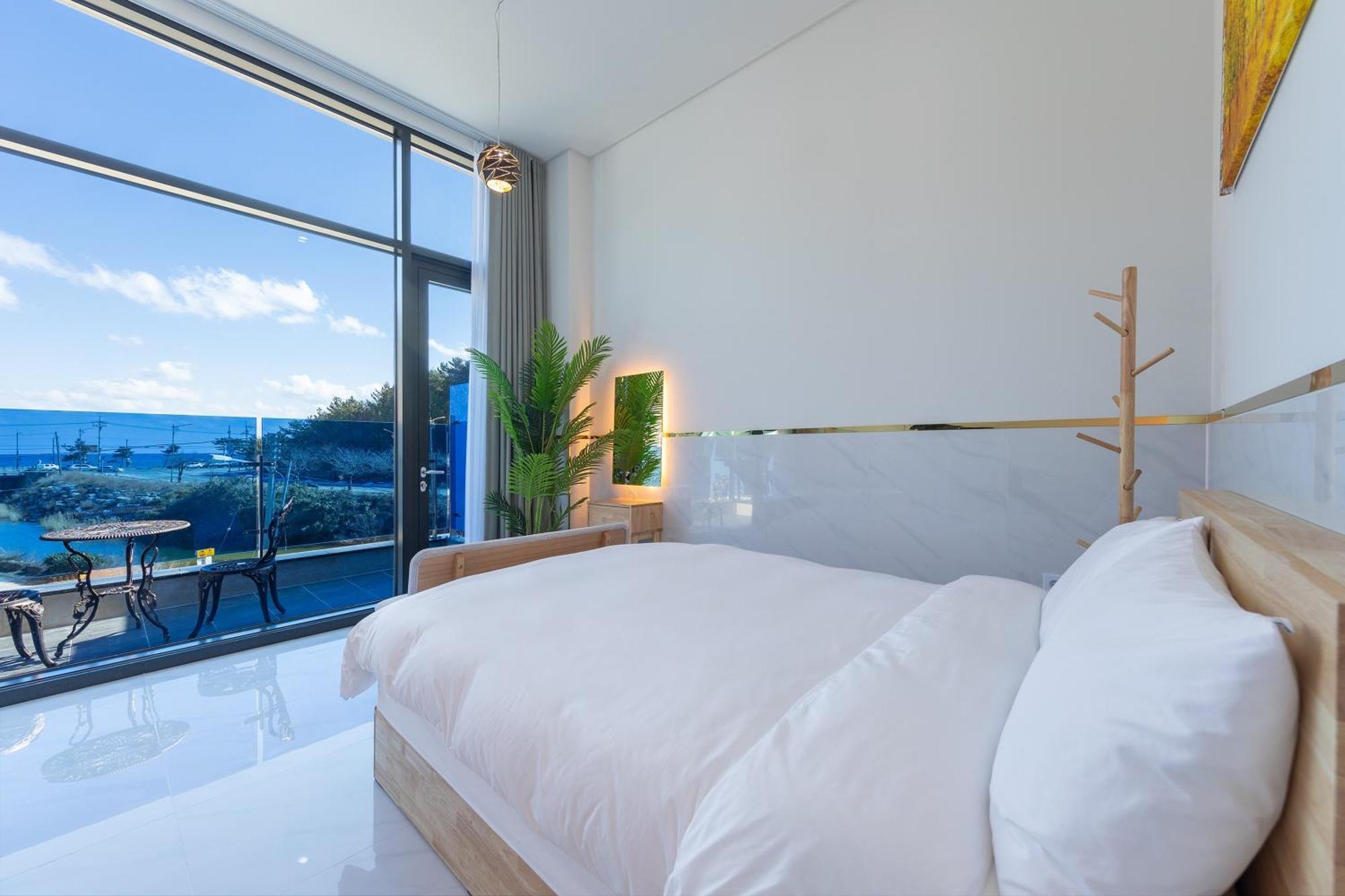 Today Gyeongpo Oceanview Pension Gangneung Chambre photo