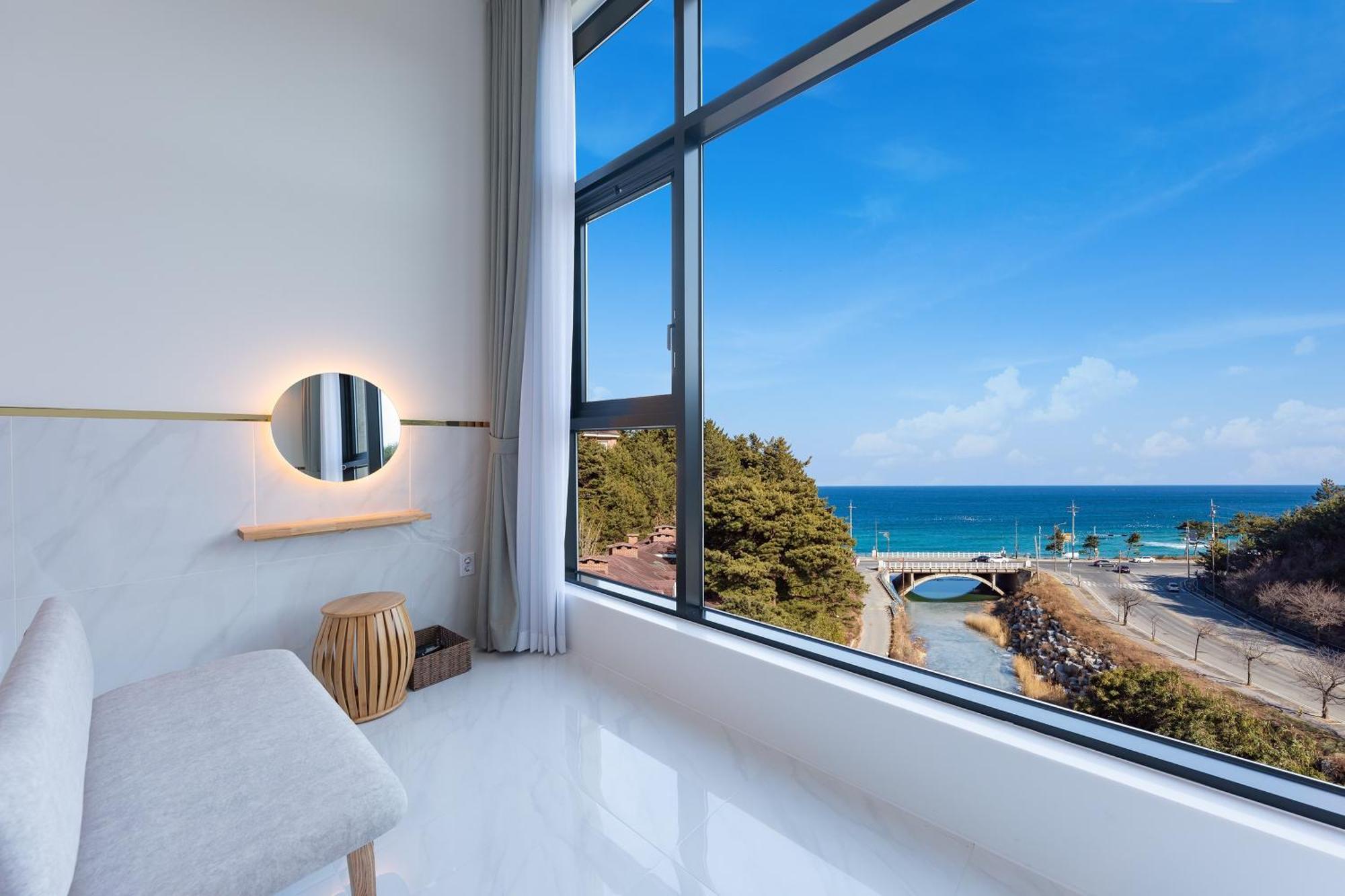 Today Gyeongpo Oceanview Pension Gangneung Chambre photo